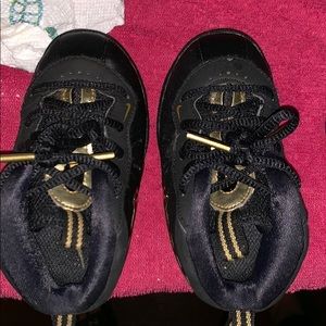 Black toddler foamposites